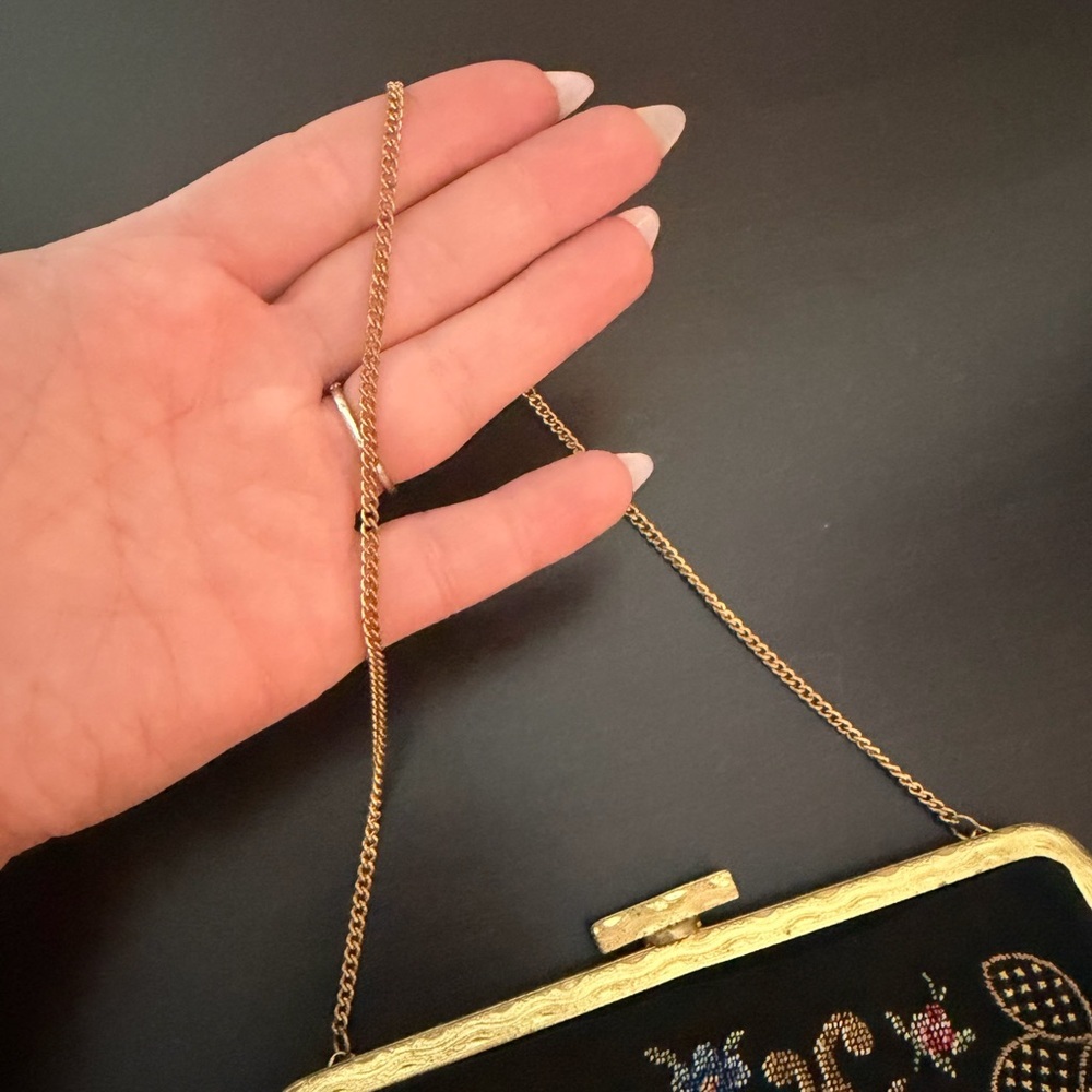 Vintage Floral Needlepoint Clutch Black Satin Gold Frame Chain Strap - Picture 7 of 7